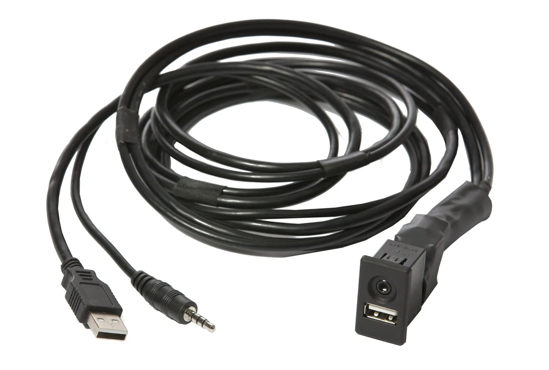 USB/Aux-adapteri Mitsubishi Pajero 2015->